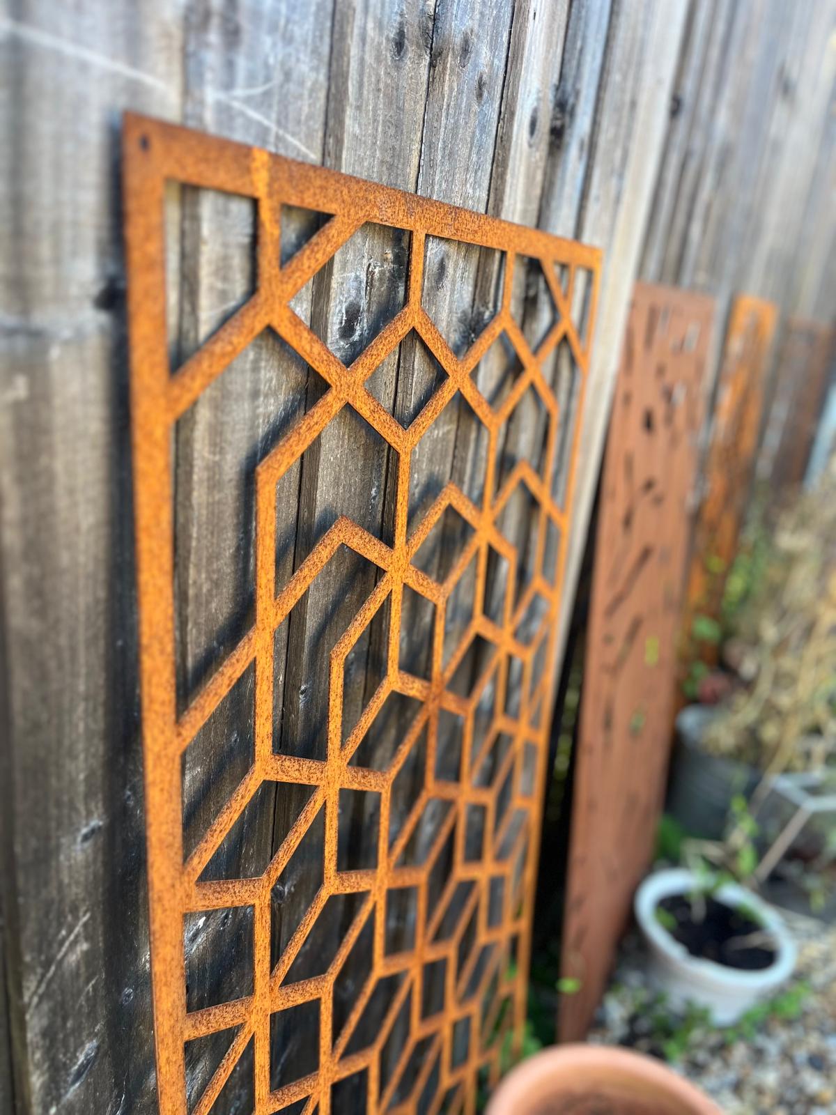 Corten Steel metal Wall Mounted Geohex Hexagon Cube Pattern Decorative Garden Panel Screen Wall Art 1200 - 2400mm