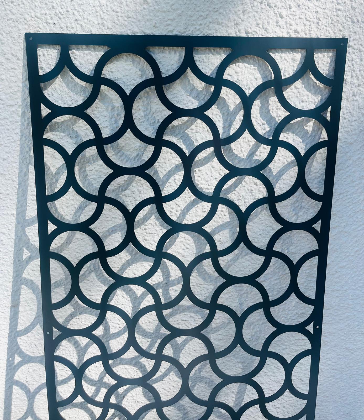 Aluminium metal anthracite grey Wall Mounted Scalloped Decorative Garden Panel Screen Wall Art 600 x 1200mm